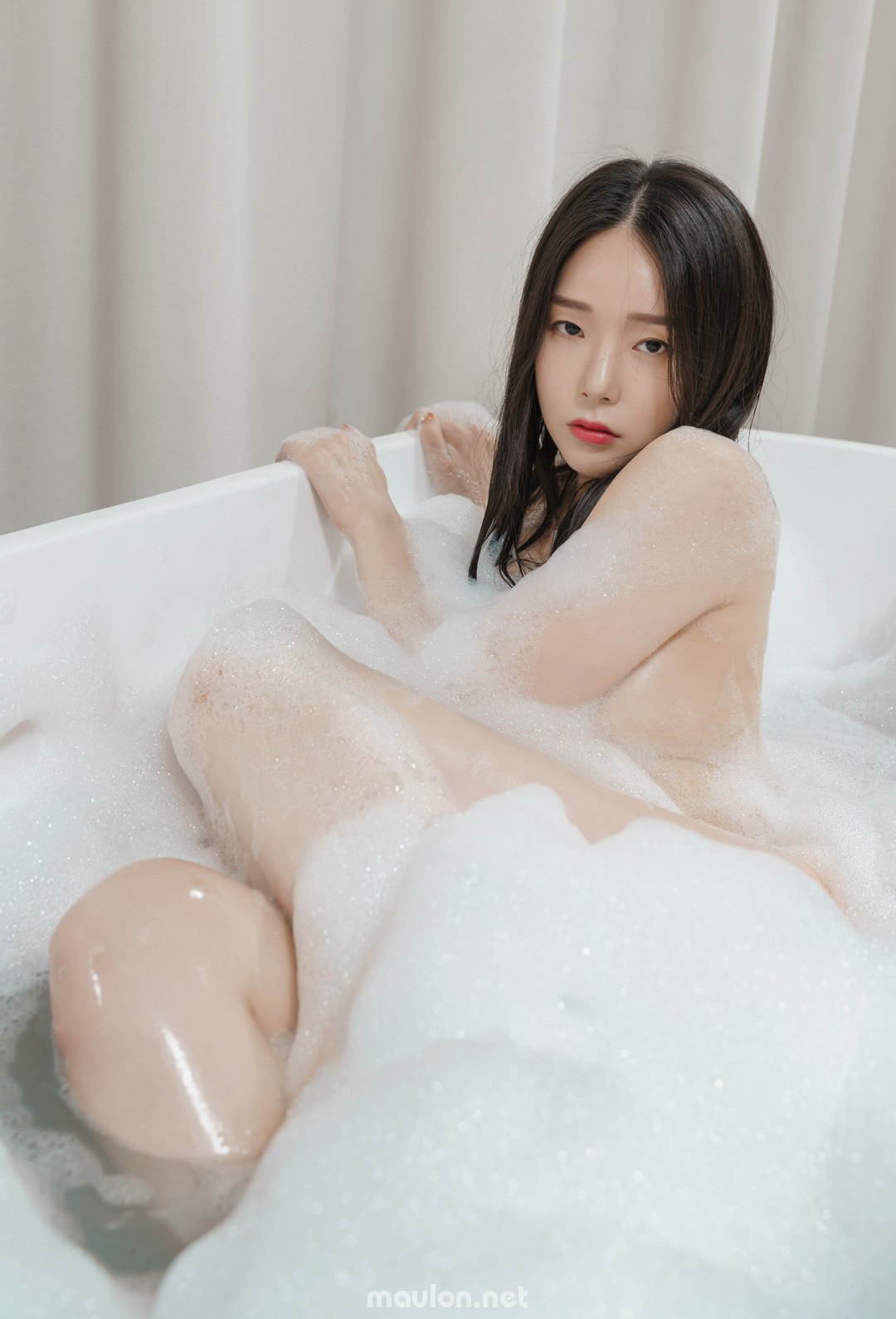 MauLon.Net - Ảnh sex Mùi hương em nồng say một chút dạ hương 15