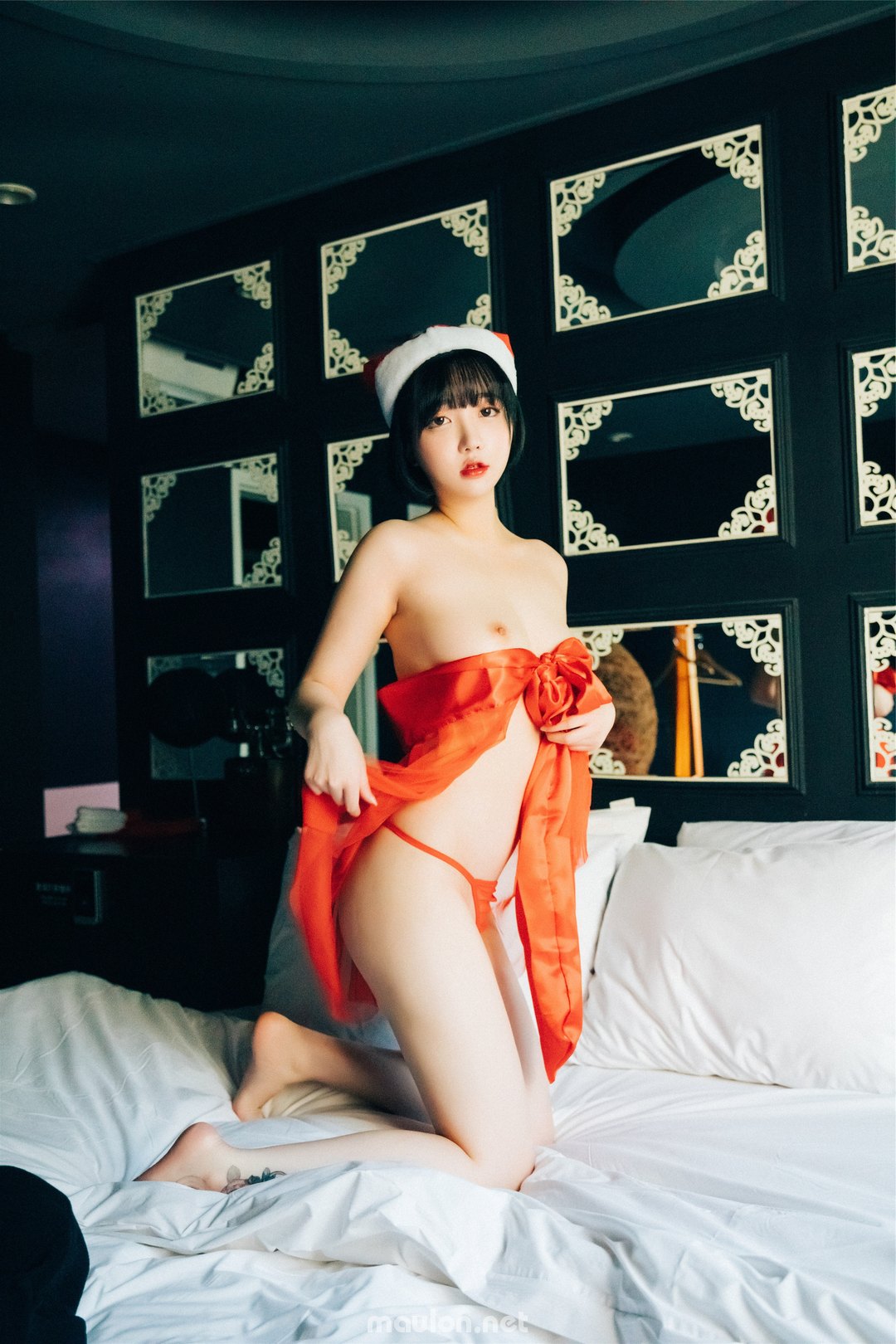 MauLon.Net - Ảnh sex Hình xăm đẹp bên hông 12