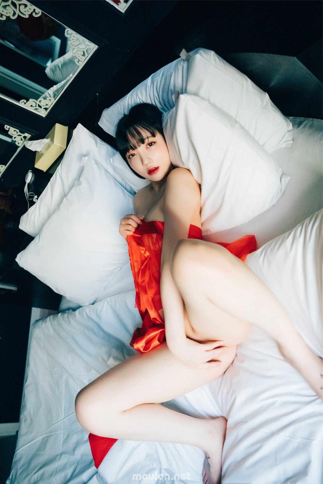 MauLon.Net - Ảnh sex Hình xăm đẹp bên hông 14