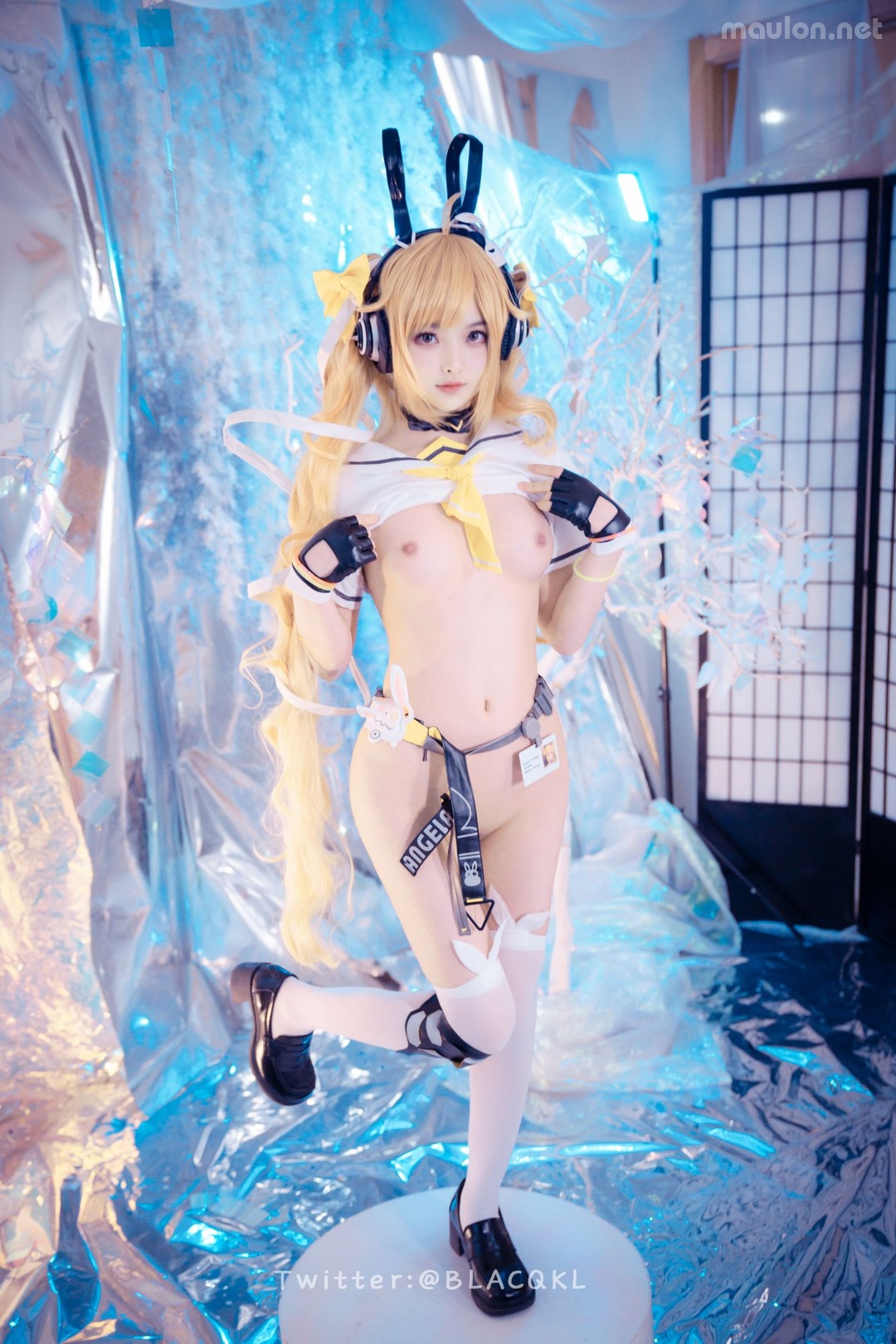 Maulon.Net - Ảnh sex cosplay Kute chạng háng 24