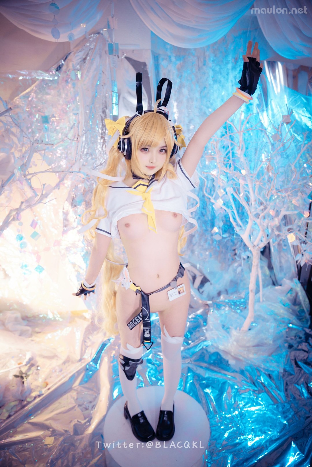 Maulon.Net - Ảnh sex cosplay Kute chạng háng 25