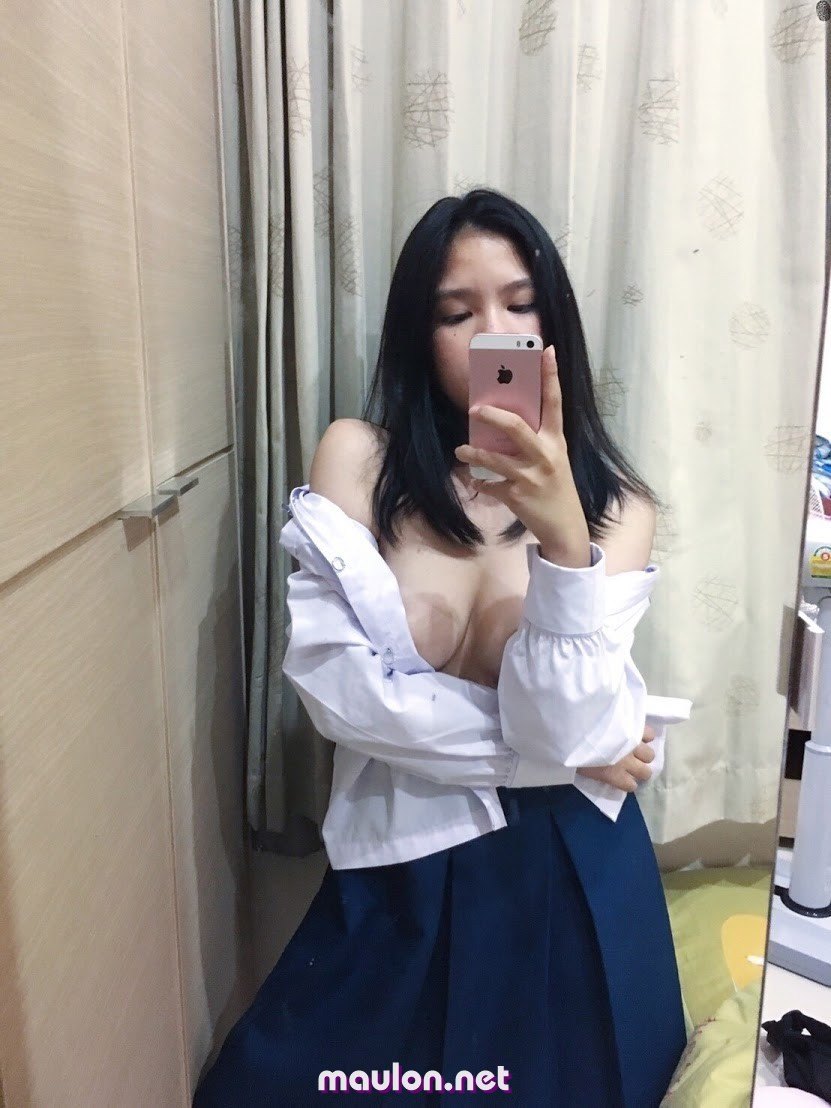 MauLon.Net - Ảnh sex học sinh Thái Lan show hàng 14