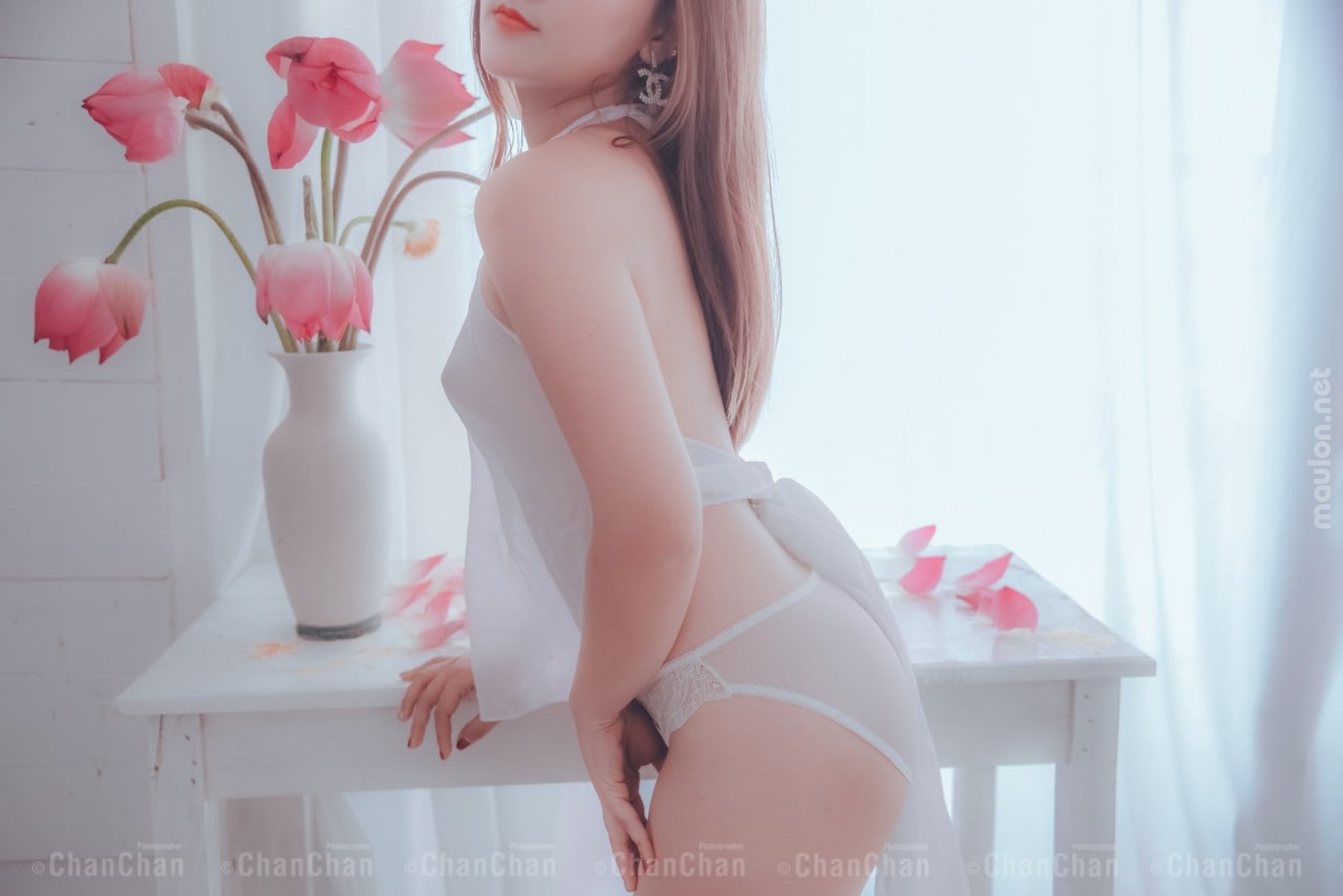 Maulon.Net - Ảnh sex VN 8-3 em ra trên giường 24