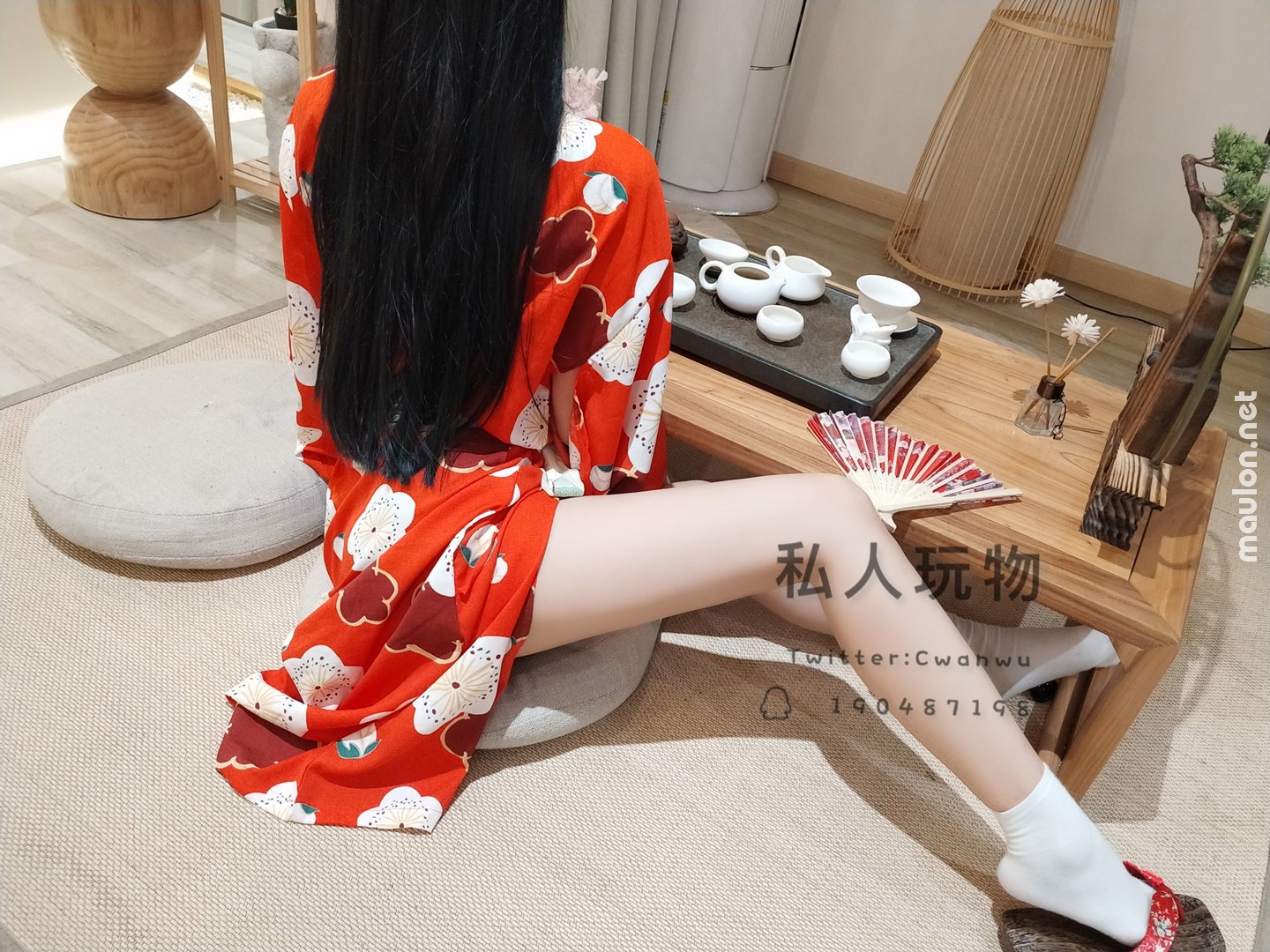 MauLon.Net - Ảnh sex gái xinh trà sữa khoe hàng 11